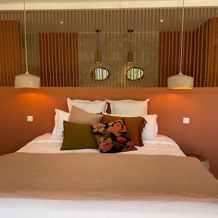 Les Petites Maisons فندق مبيت وإفطار