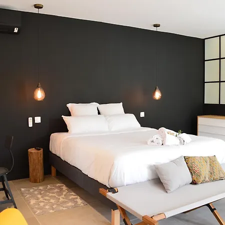 Les Petites Maisons Sotta