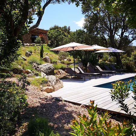 Les Petites Maisons Sotta