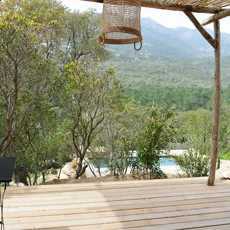 Bed & Breakfast Les Petites Maisons 4*