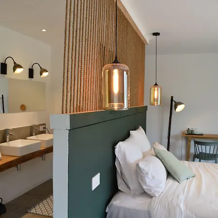 Les Petites Maisons Sotta