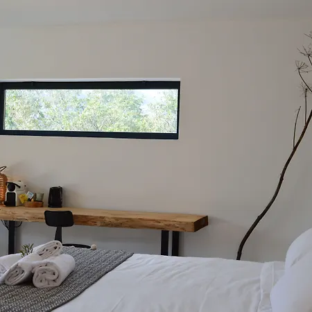 Les Petites Maisons ベッド・アンド・ブレックファスト ソエッタ