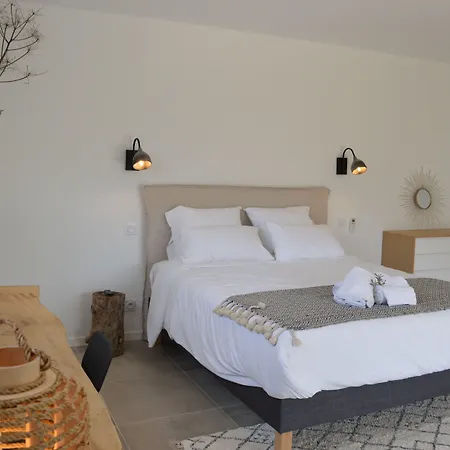 Les Petites Maisons ソエッタ