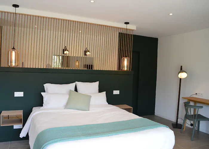 Les Petites Maisons 4* סוטה