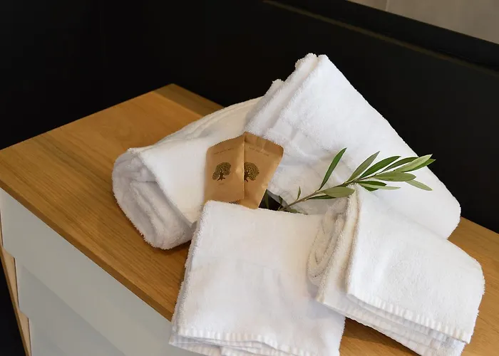 לינה וארוחת בוקר Les Petites Maisons